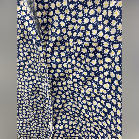 ANTHROPOLOGIE Blue and White Long Sleeve Button Down Shirt with Notched Collar - Picture 9 of 10